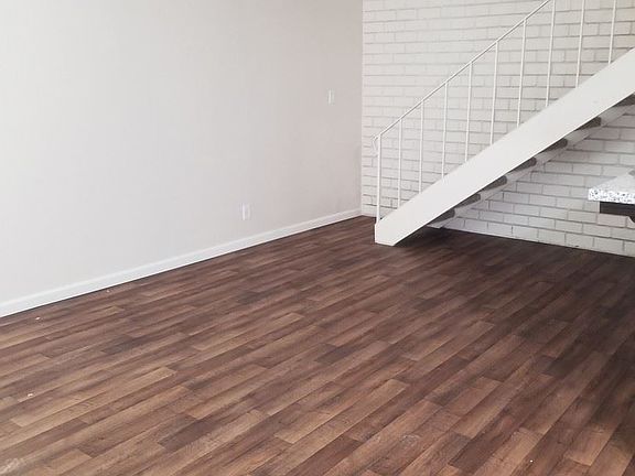 3rd image of 4105 Gaddi Dr APT 2