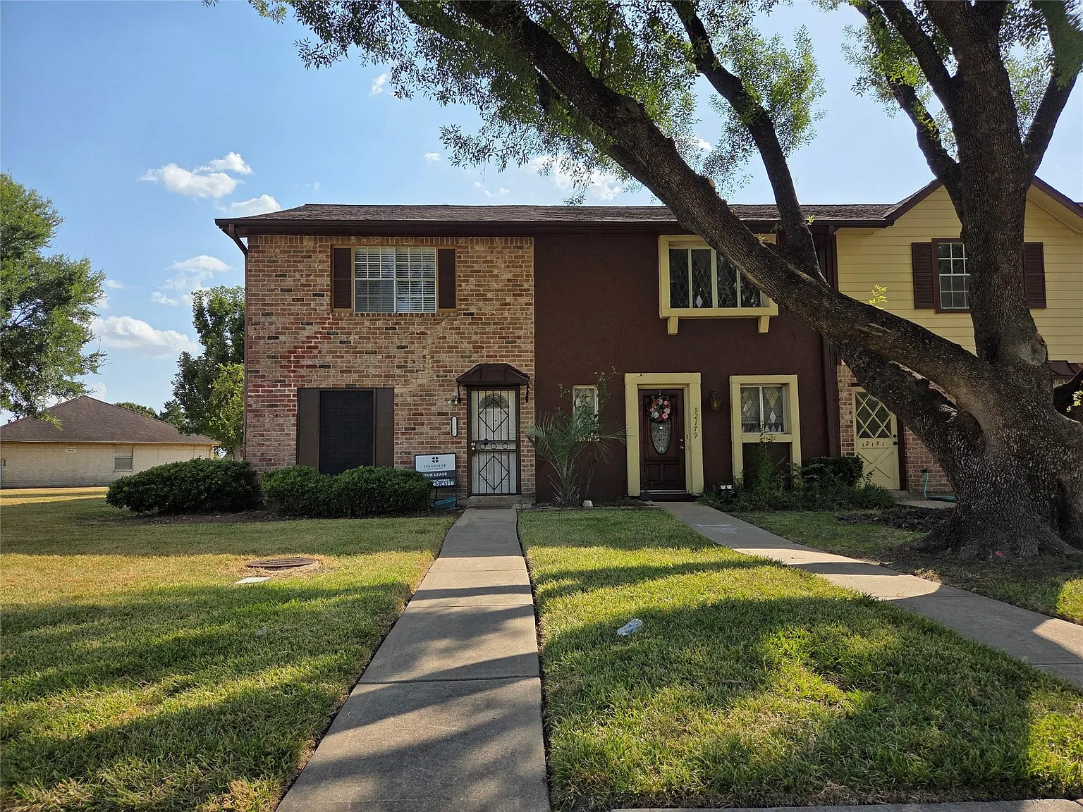 2 bed, 2.0 bath, 1292 sqft, $1,500 — Photo 2