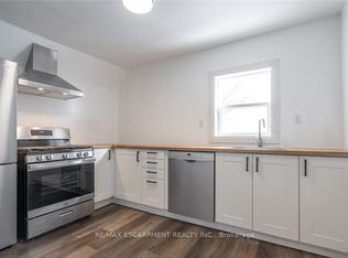 198 Sherman Ave N #2, Hamilton, ON L8L6M9