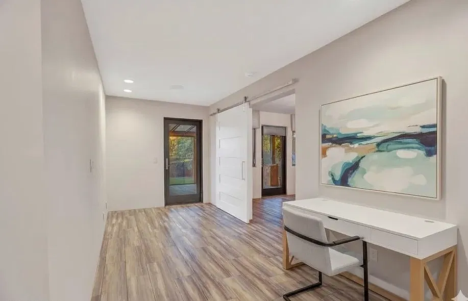 3 bed, 3694 sqft, $7,500 — Photo 1
