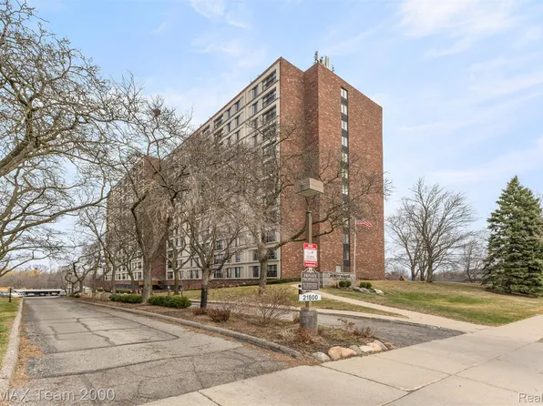 21800 Morley Ave APT 417, Dearborn, MI 48124
