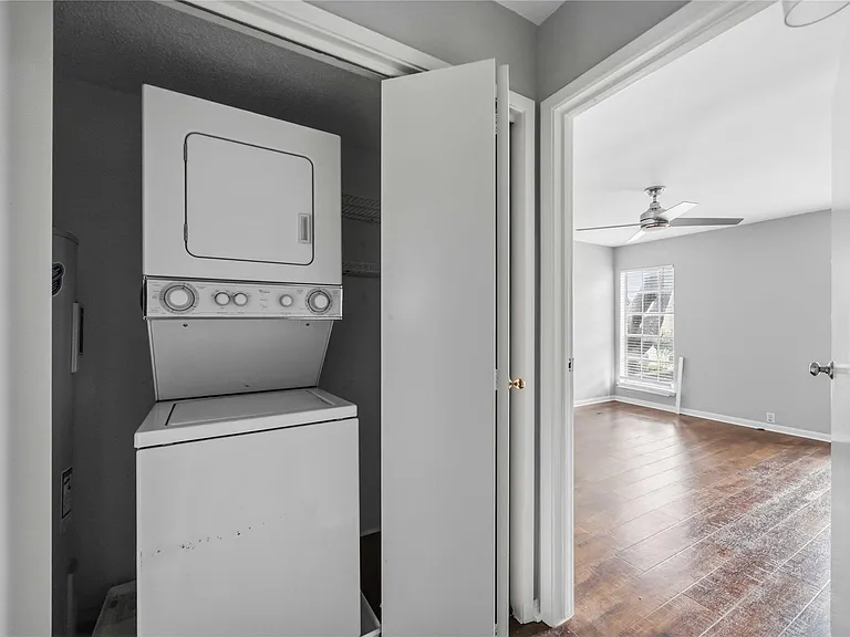 6201 Beverlyhill St #30 — Photo 15