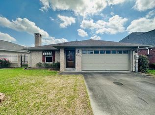 2315 Montaigne Ave, Nederland, TX 77627