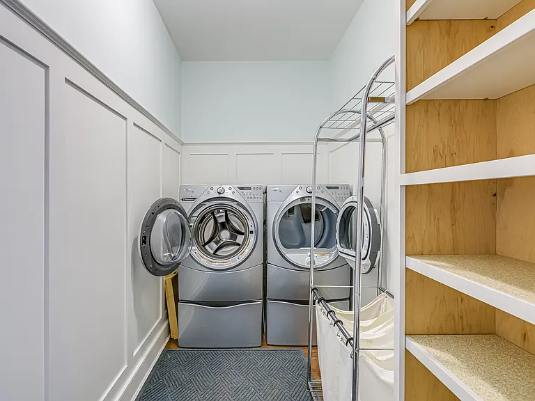 11 Murray Pl — Photo 18