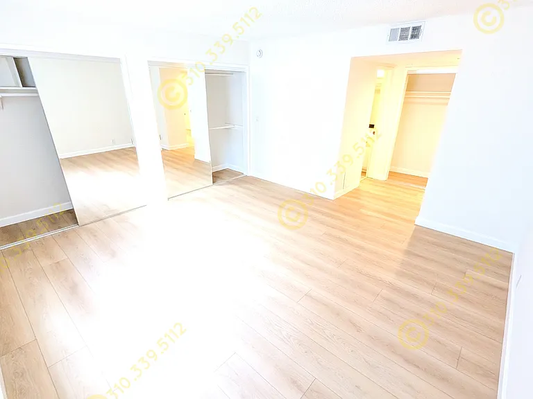 11940 Montana Ave #30-201 — Photo 26