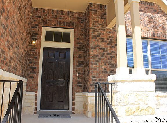 2nd image of 1298 Hidden Cave Dr