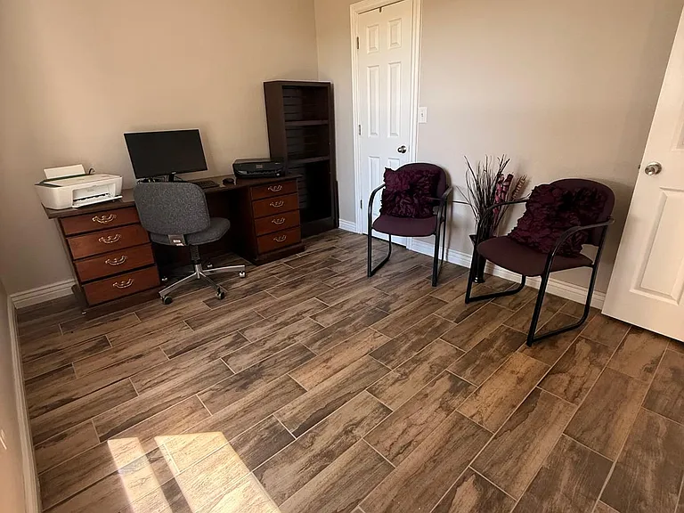 836 Sunset Park Dr — Photo 21