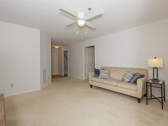 5th image of 108 Jubilee Hill Dr Unit D