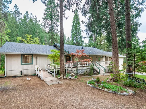 20360 Cedar View Ct, Foresthill, CA 95631