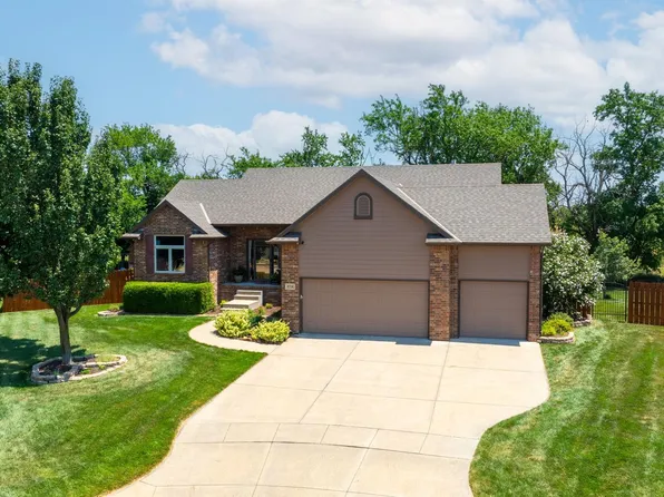 8718 E Blade Ct, Wichita, KS 67226