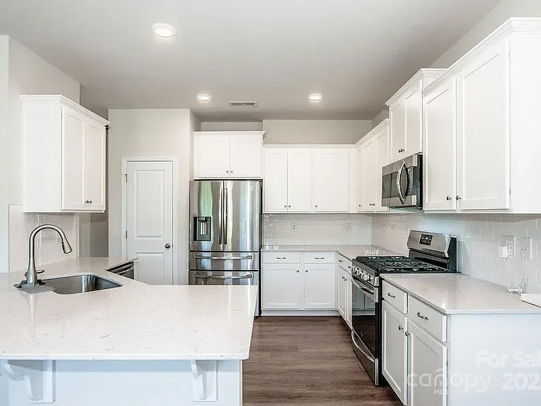 123 Abersham Dr — Photo 9