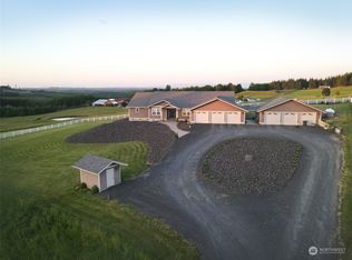 733 Cousins Rd, Adna, WA 98532