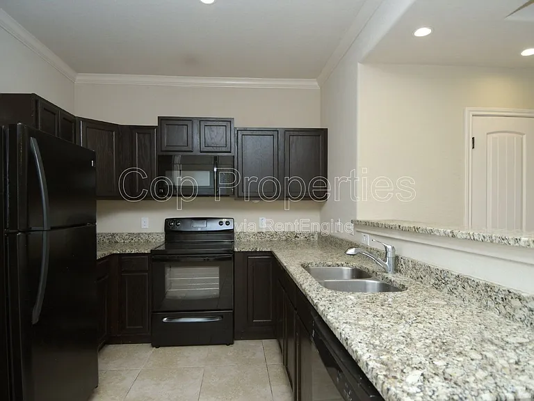 6610 Arancione Ave #105 — Photo 5