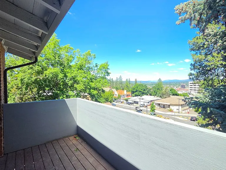 Lincoln Terrace — Photo 17