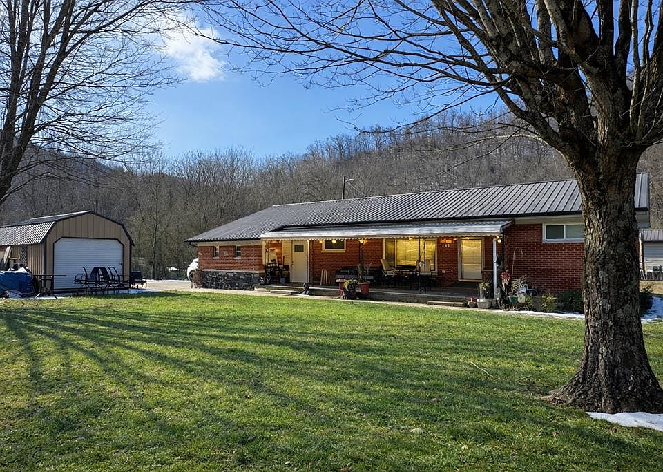 1st image of 143 Taylor Loop Dr