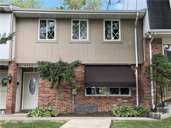 4440 Laurel Oak Dr, Allison Park, PA 15101
