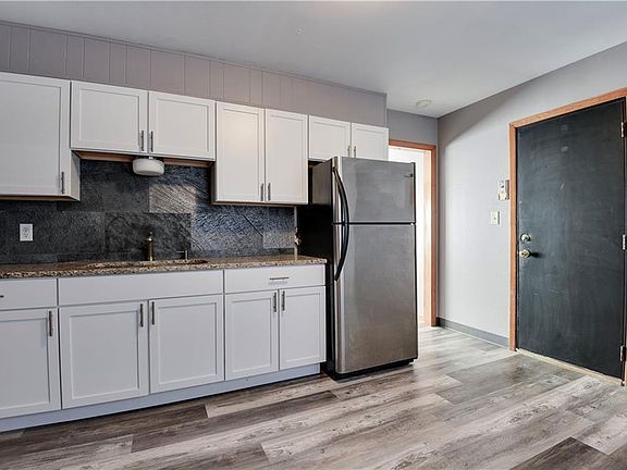 4th image of 4014 E 115th St