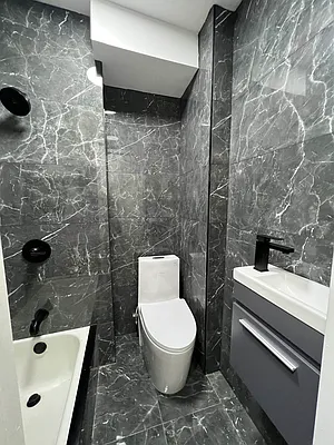 Rented by Bond New York | media 29