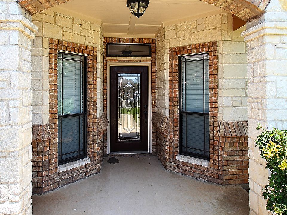 1st image of 4904 Citrine Dr