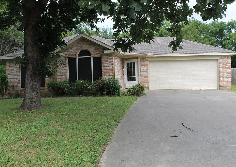 1st image of 1920 Ambers Cir
