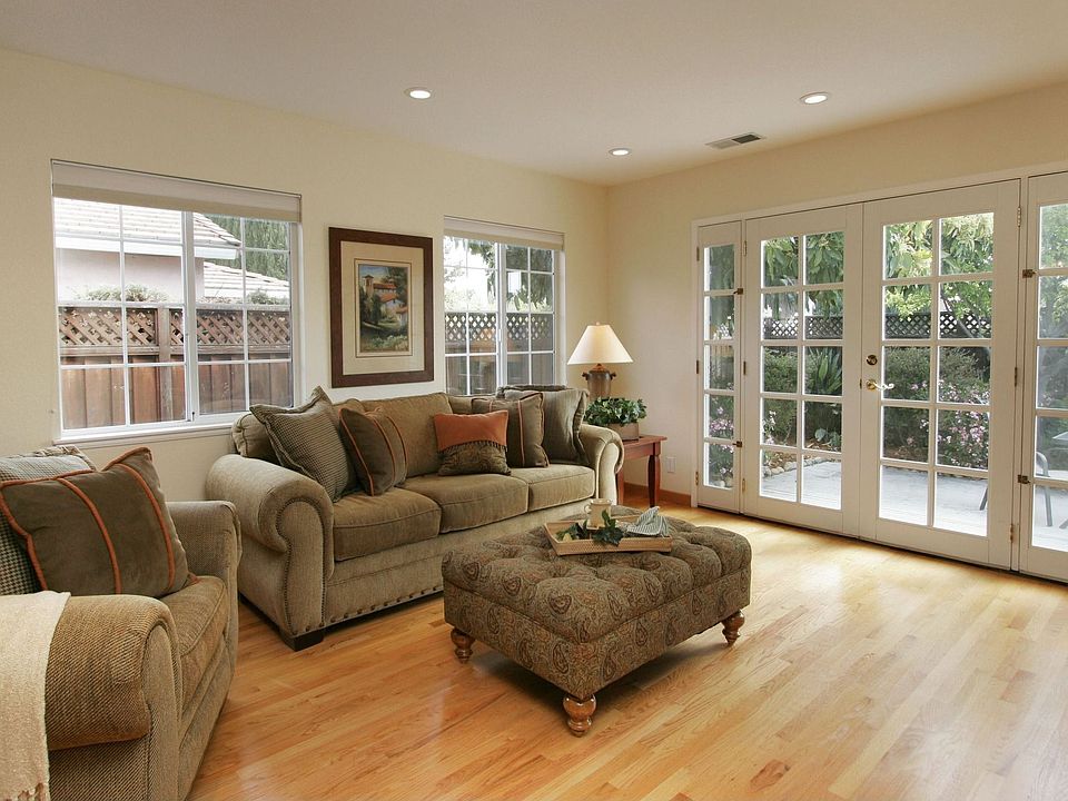 Faboulous Family Room
