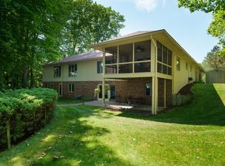 28521 Northern Bluff Dr, Gobles, MI 49055
