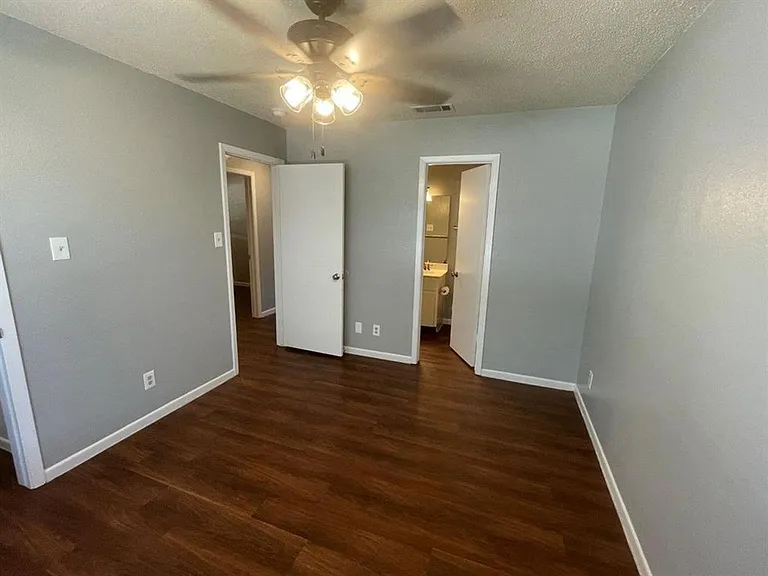 309 E Grady Dr — Photo 19
