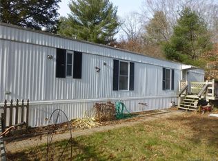 288 Oxoboxo Dam Rd, Montville, CT 06370