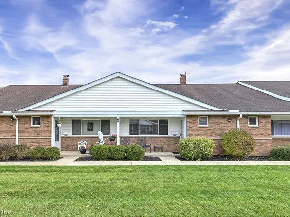 25345 Country Club Blvd Unit 7, North Olmsted, OH 44070