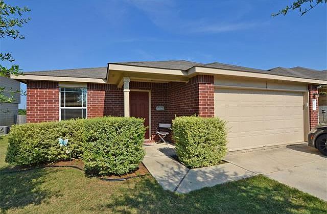 1st image of 256 Nandina Dr