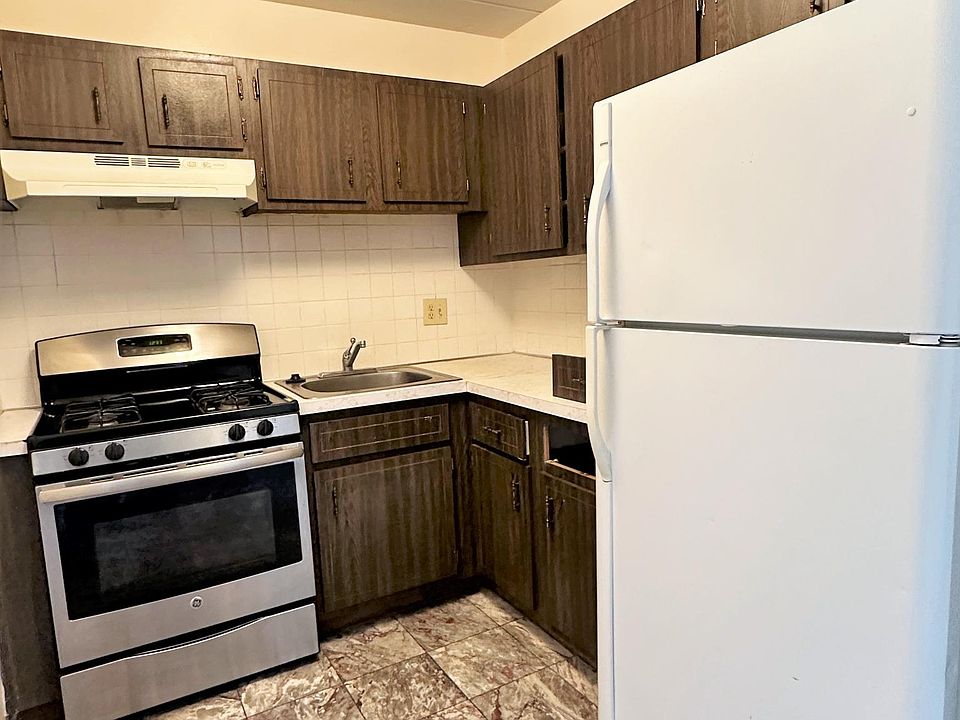 1st image of 225 Independence Ave #12A