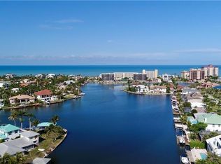 364 Conners Ave, Naples, FL 34108