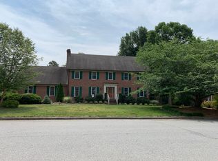 106 Arlington Dr, Jamestown, NC 27282