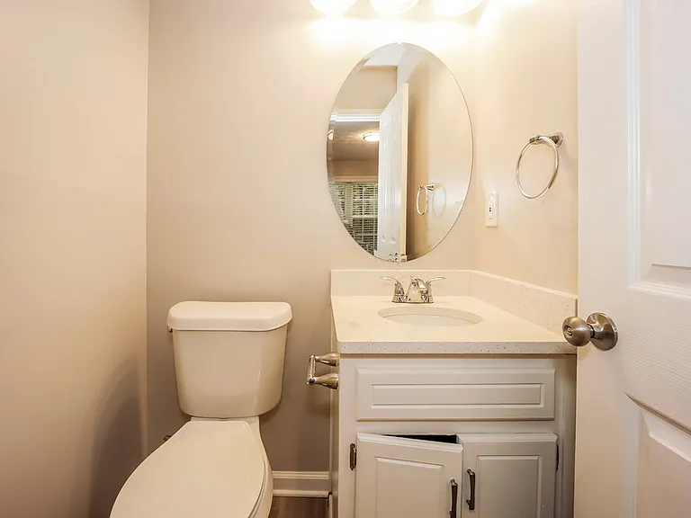 233 Northbridge Dr — Photo 16