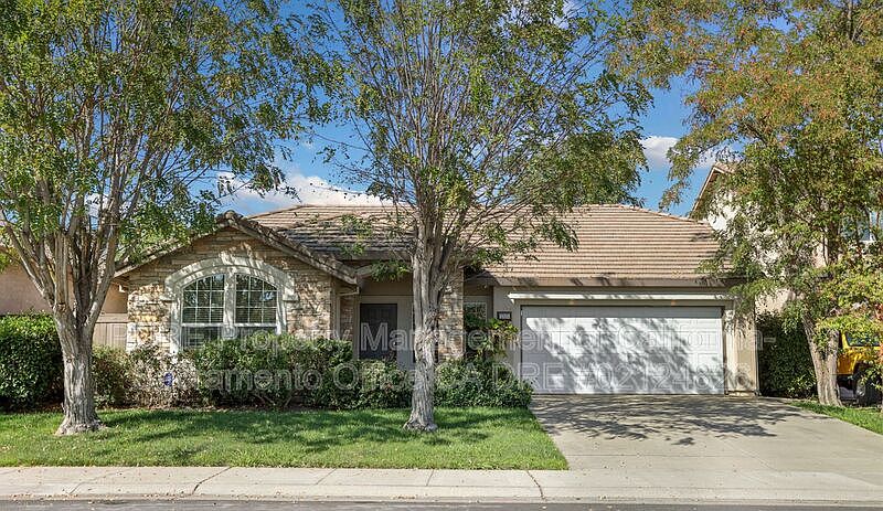 1st image of 2325 Mabry Dr
