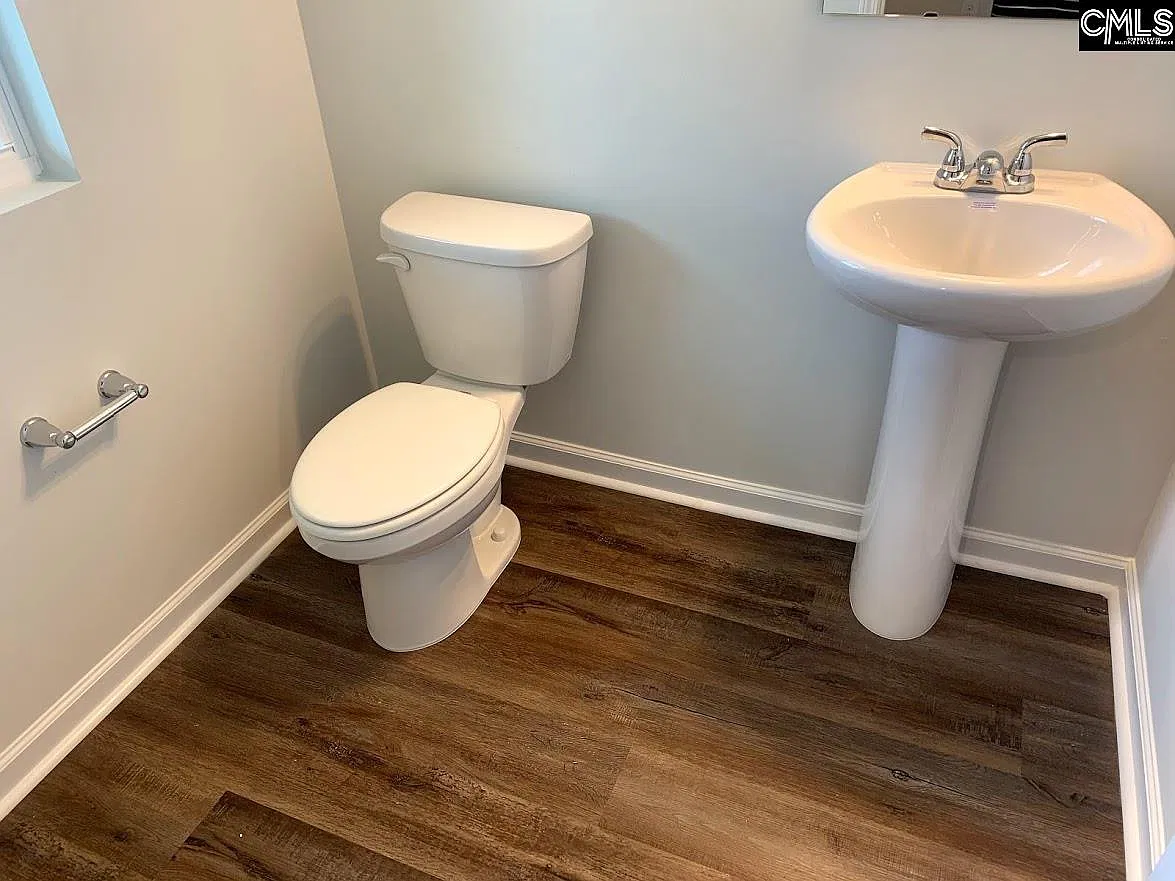 3 bed, 1856 sqft, $2,150 — Photo 2