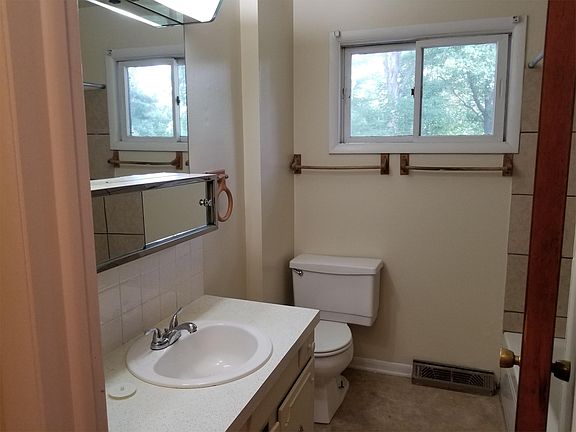 4th image of 1245 Overbrook Rd #Over1245