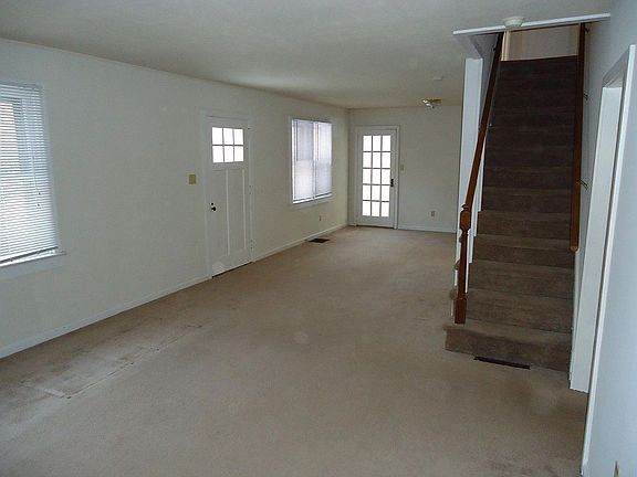 Living Room / Dining Room