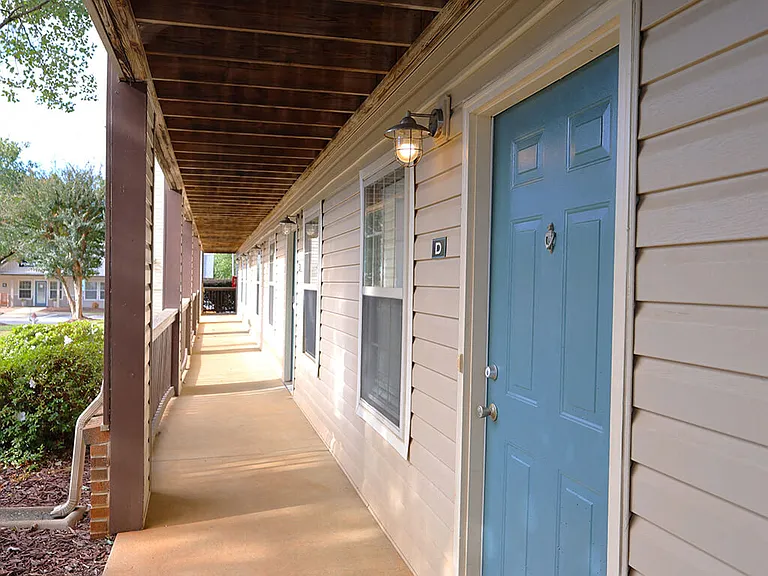 Apartments with Private Entrances