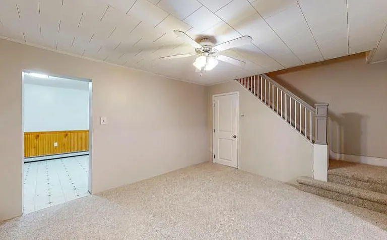 224 Coal St — Photo 4