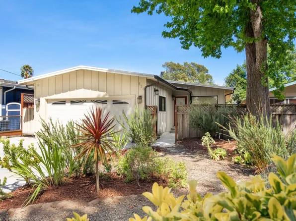 420 Western Dr, Santa Cruz, CA 95060