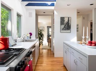 16-18 Acorn St, Cambridge, MA 02139