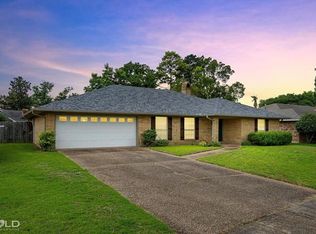 621 Rock Hollow Dr, Shreveport, LA 71115