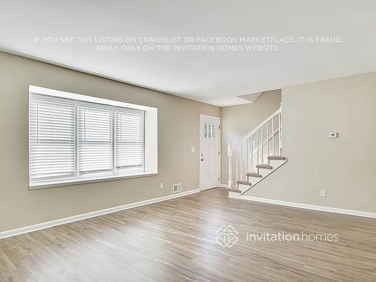 1690 Camperdown Cir — Photo 5