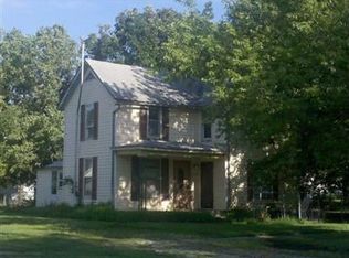 712 N 3rd St, Burlington, KS 66839