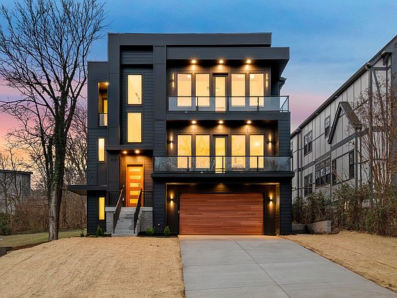 2nd image of 707 S 15th St