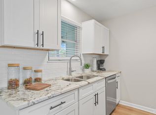 284 Dolan Dr, Cantonment, FL 32533
