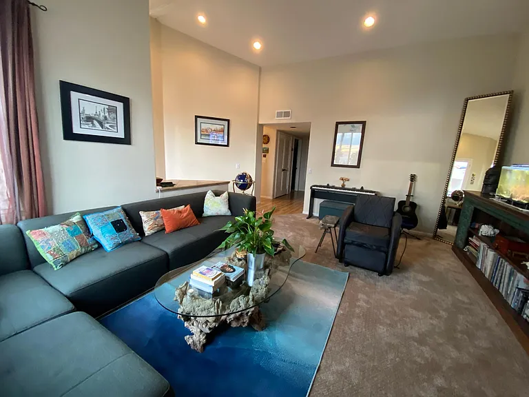 4828 Bermuda Ave — Photo 11
