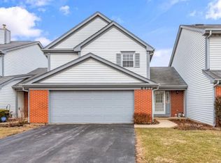 6417 Loomes Ave, Downers Grove, IL 60516