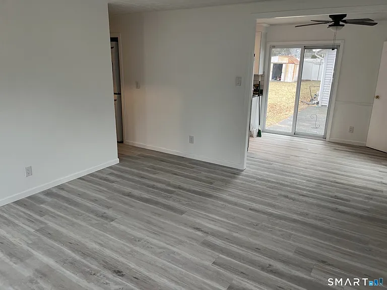 31 Hardwood Rd — Photo 7